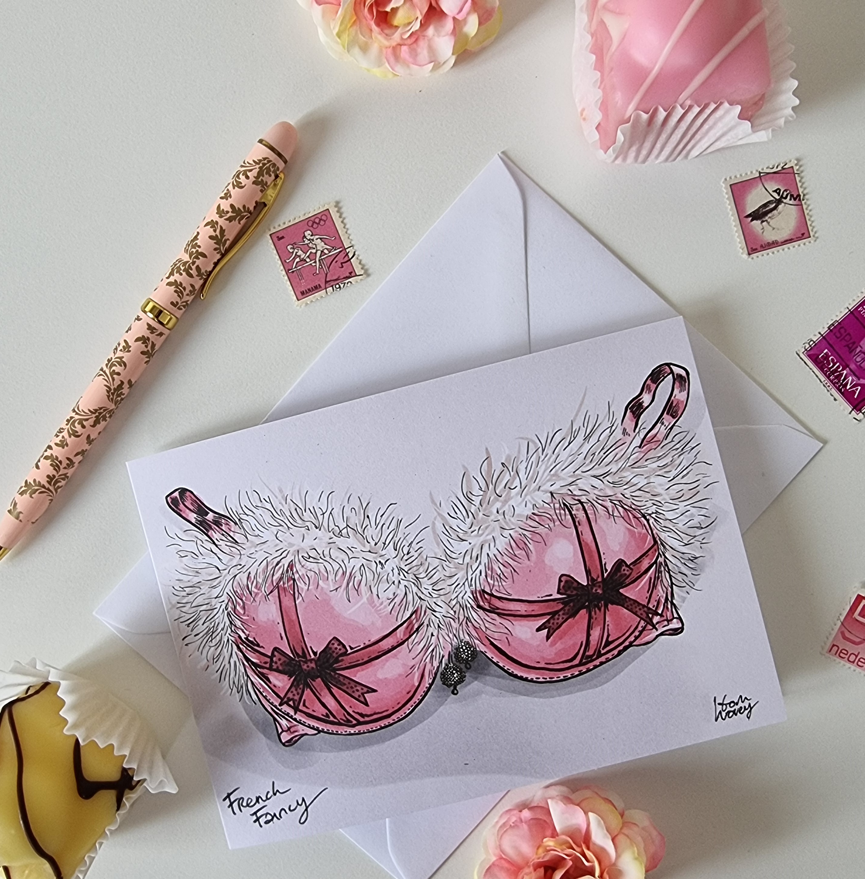 BRA CAKE blank greetings cards (pack of 4)